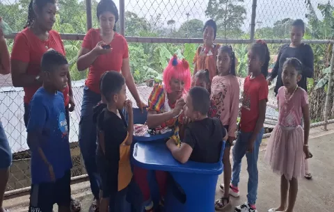 La Navidad llegó para los niños de la Unión de Piña en Colón