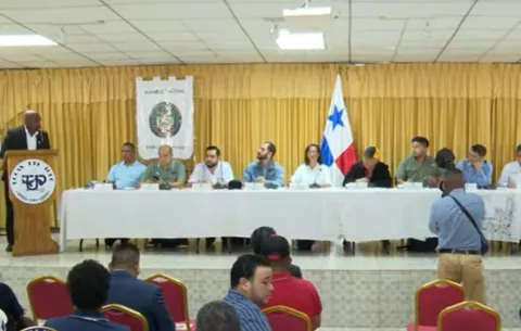 Consultas sobre reformas a la CSS arrancan en Bocas del Toro
