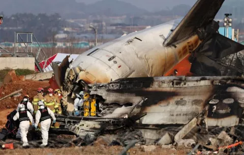 Accidente aéreo en Corea del Sur deja 179 muertos y dos supervivientes