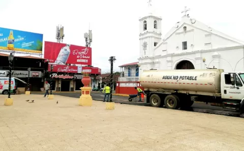 Azuerences recibirán el Año Nuevo con sus tradicionales mojaderas 