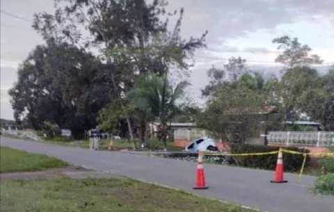 Joven muere tras colisionar contra un poste en David, Chiriquí