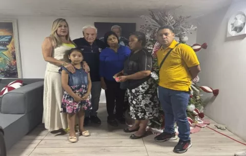 Martinelli realiza donación a familia de seguridad asesinado en medio de un asalto 