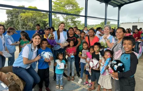 Las Damas Guadalupanas realizaron su tradicional fiesta infantil navideña