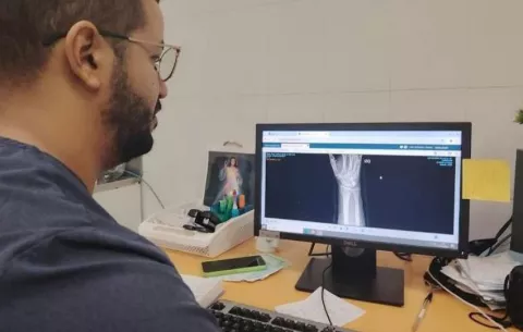 Complejo: Atención por fracturas en adultos mayores aumenta cerca del 70% en diciembre