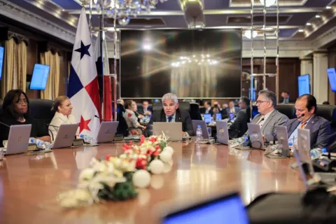 Gabinete autorizó contratación para servicio temporal de hemodiálisis en la CSS
