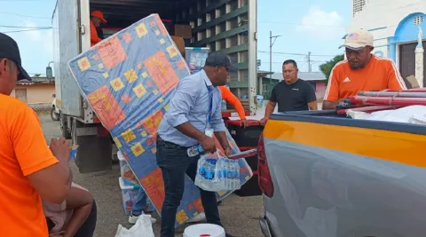 Llegan donaciones para familias afectadas por las lluvias en Colón