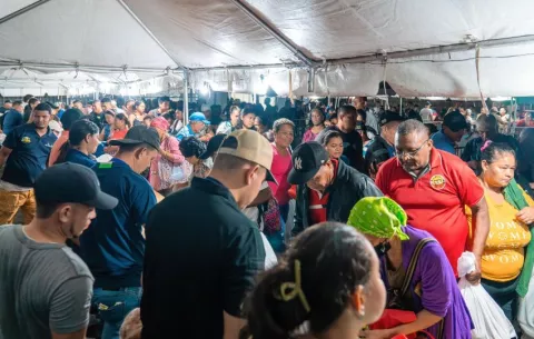 Naviferia de Pan de Azúcar terminó con molestias; residentes exigían jamón