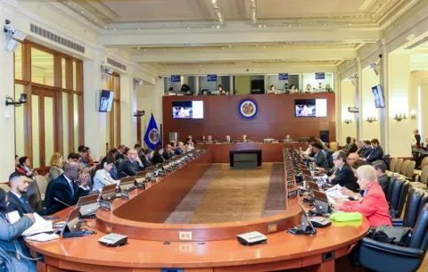 Trece países exigen en la OEA salvoconducto para asilados en embajada Argentina 