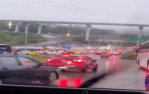Carril exclusivo hacia Panamá Oeste queda a la deriva