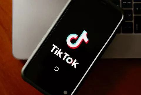TikTok pide al Supremo de EE.UU. paralizar la ley que podría prohibir la plataforma