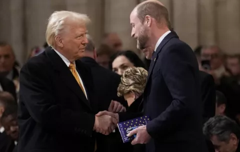 Trump al reunirse con el Príncipe de Gales: 'Está haciendo un trabajo fantástico'
