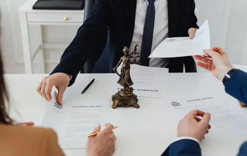 ¿Eliminar examen a abogados afectaría el desarrollo de la profesión?