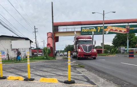 Piden apertura de acceso al centro de San Carlos