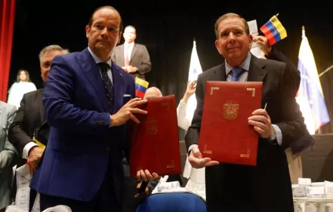 Panamá 'custodia todas' las actas que darían el triunfo a González Urrutia en Venezuela