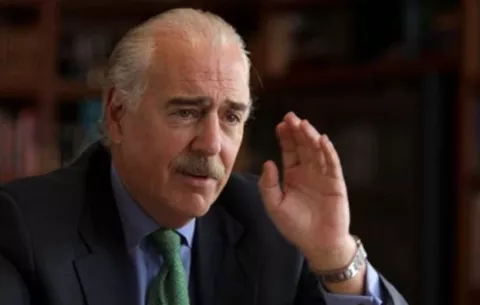 Pastrana confirma que 9 expresidentes pretenden acompañar a Edmundo González a Venezuela
