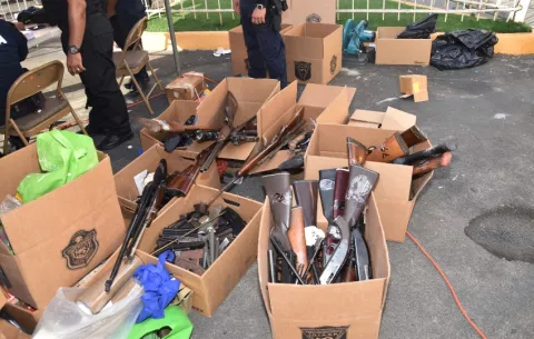 'Armas por Comida' recolectó más de 200 armas durante dos días en San Miguelito