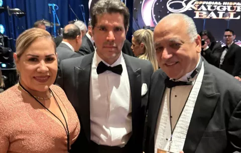 Camacho y Castañedas representaron a Martinelli en las prefiestas de la investidura de Trump