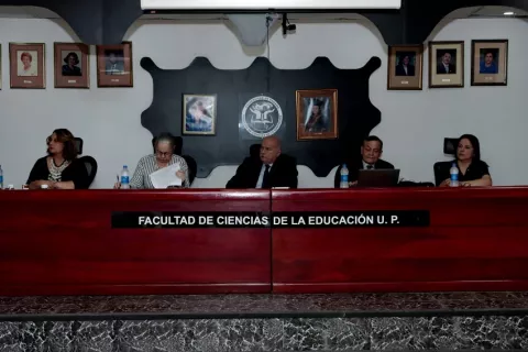 Alfabetización Constitucional llega a Facultad de Educación de la Universidad de Panamá