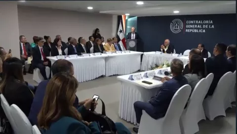 Contralor anuncia auditoría exhaustiva a empresas mixtas, entre ellas, Naturgy
