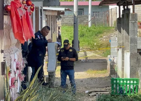 Asesinan a cantante “El Pinto” en La Playita de Colón