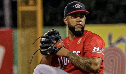 Panameño Darío Agrazal y Leones del Escogido cortan racha de Tigres del Licey