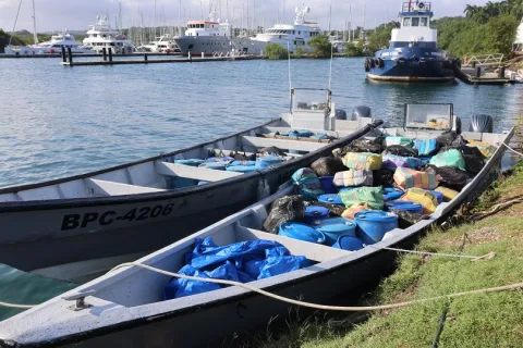 Nicaragüenses y colombiano capturados con droga en la comarca Guna Yala 