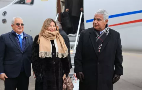 Mulino llega a Davos para participar del Foro Económico Mundial