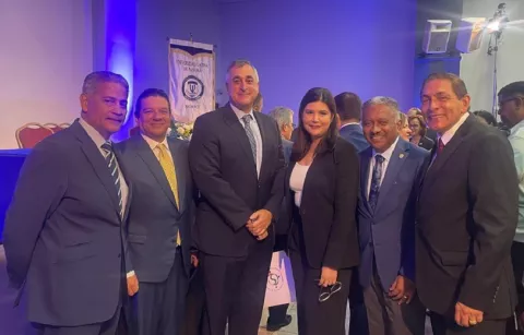 Universidad Latina de Panamá acreditada internacionalmente para la carrera de Medicina y cirugía
