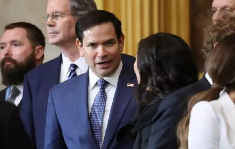 Ejecutivo afirma que no negociará con Rubio sobre el Canal de Panamá