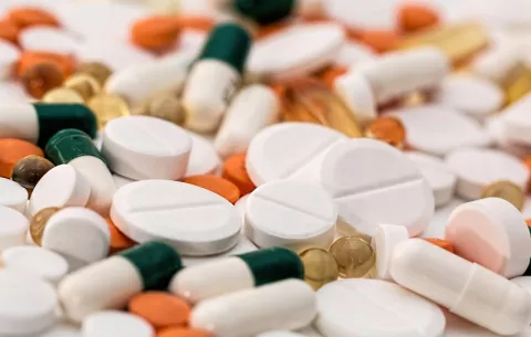 A partir del lunes comenzará a regir descuento a 20 medicamentos anunciado por el Ejecutivo
