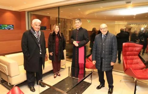 Mulino llega a Italia para reunirse con el presidente Mattarella y el papa Francisco 
