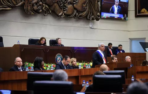 Medicamentos aprobados por la FDA y EMA  tendrán registro sanitario automático 
