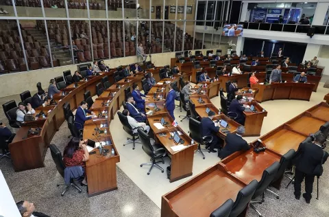 Buscan declarar el 27 de octubre como día del vestido tradicional Ngäbe-Buglé