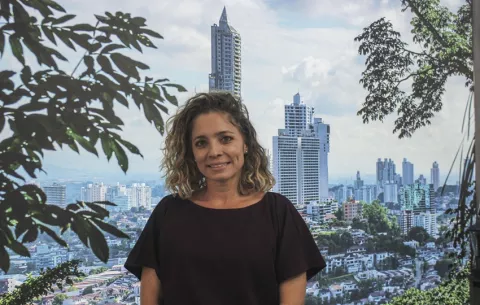 Panamá, 'el país que unió América', busca 'enamorar' al turista en feria de Madrid