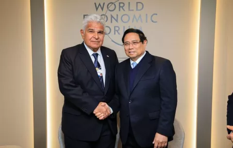  Panamá y Vietnam fortalecen su relación económica y tecnológica