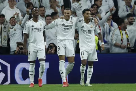 Real Madrid traslada su mejoría a la Champions, luego  golear al Salzburgo