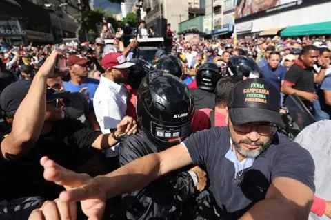 El Ministerio del Interior de Venezuela confirma la detención del motorista de Machado