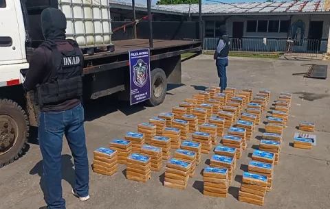 Capturan a dos herreranos con drogas y armas en el distrito de Las Palmas, Veraguas