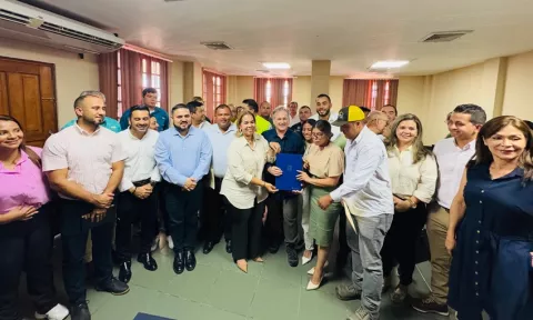 Entregan orden de proceder por $1 millón para reparar vía a la cima del Volcán Barú