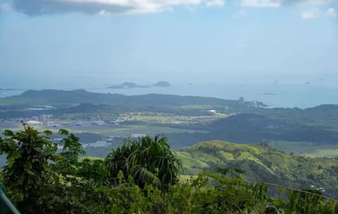 Comisión de Ambiente rechaza ataques contra ministro y el ecoturismo en Cerro Cabra