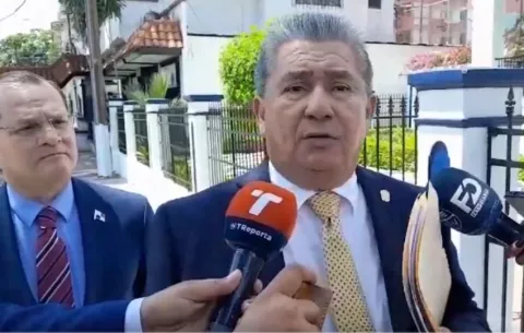 Presentan denuncia contra el ministro del Miviot por la pérdida de unos equipos