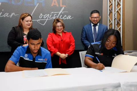 Formación Dual del Inadeh brinda oportunidad de empleo a 25 jóvenes