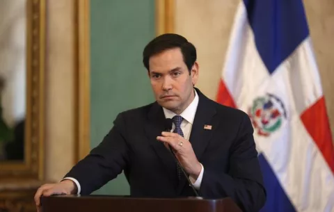 Rubio ve 'absurdo' que Estados Unidos pague peaje para que sus buques crucen el Canal