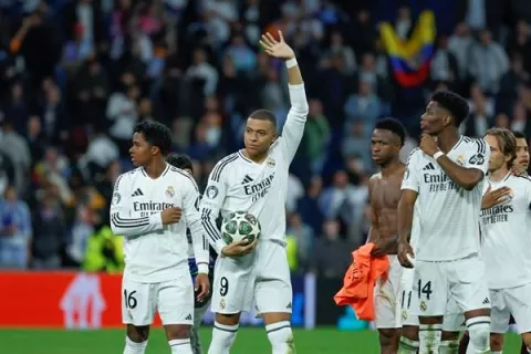 Mbappé hace añicos al peor City de Guardiola en la Champions League