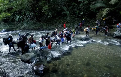 Más de 400.000 migrantes pasaron el Darién en 2024