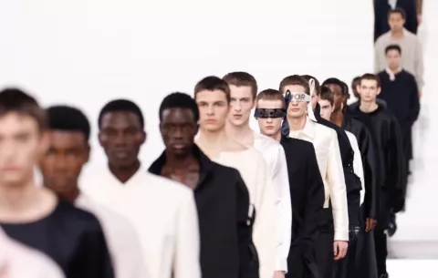La moda masculina que se impone en las pasarelas