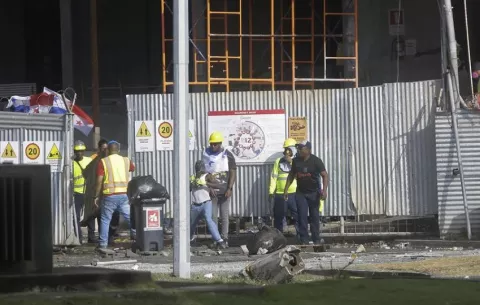 Se intensifican los enfrentamientos entre obreros del Suntracs y antimotines