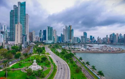 China alude a la fama de Panamá como destino inversor donde imperan ley y transparencia