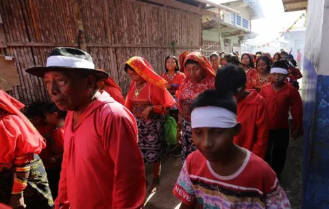 Los indígenas gunas continúan la lucha por su identidad tras cien años de su revolución