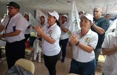 AEVE en pie de guerra, anuncia manifestación y huelga para esta semana